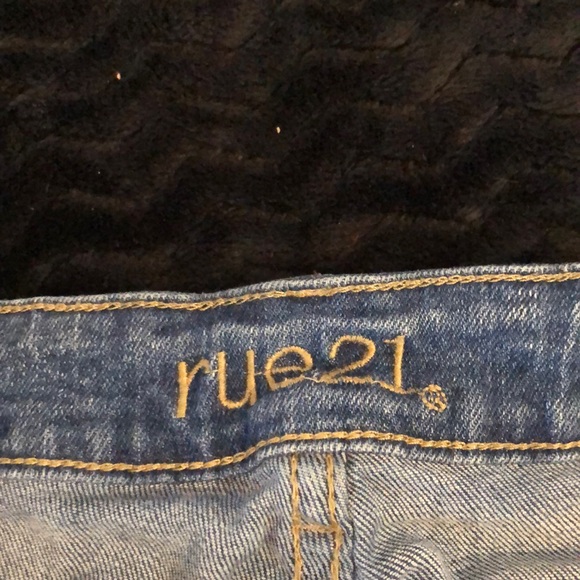 Jeans - Picture 3 of 3